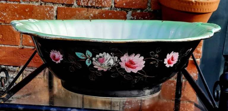Pretty hand painted vintage bowl