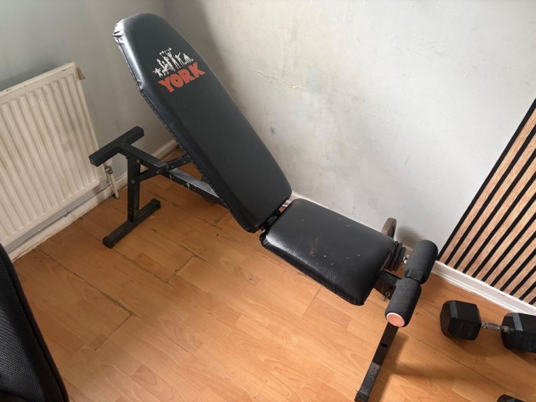 Bench press. Folding, adjustable bench press 