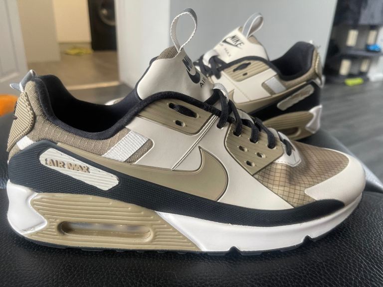 Nike Air Max Trainers – Beige/Black,