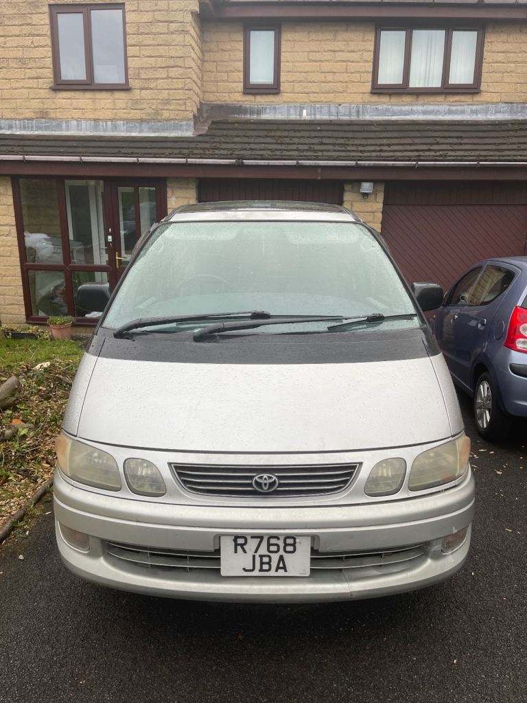 Toyota Emina MPV 2.2td 8str Metallic Silver