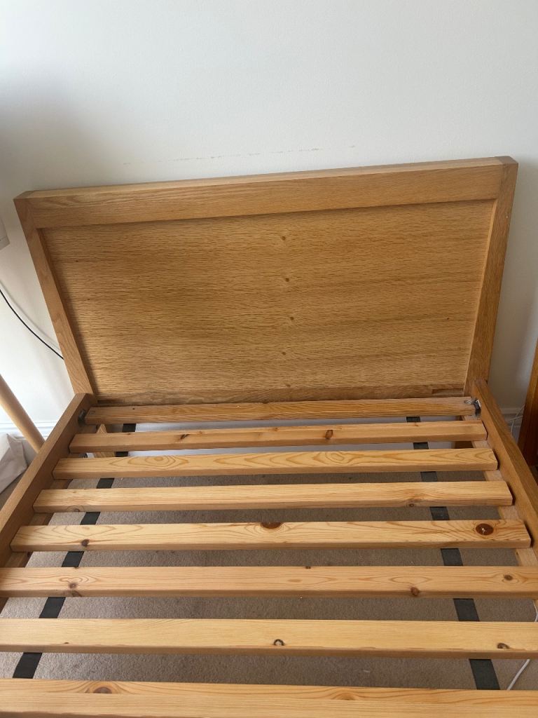 Oak single bed with Eve single Mattress (bed can be sold separately)