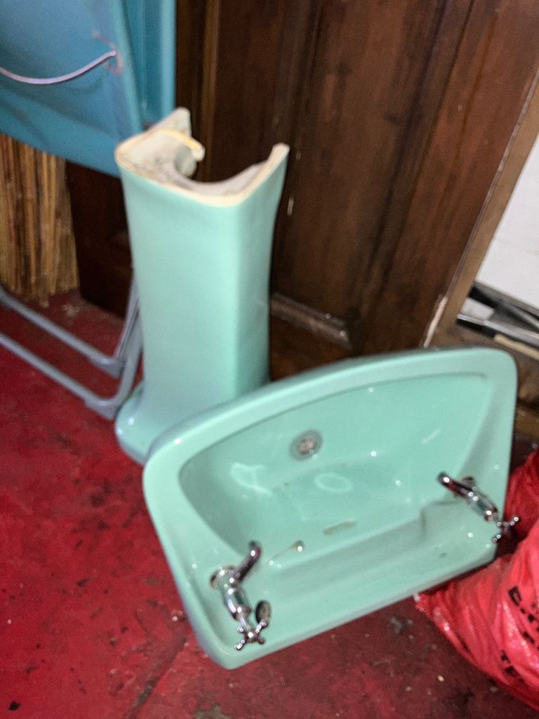 Vintage Sink and wall shelf 