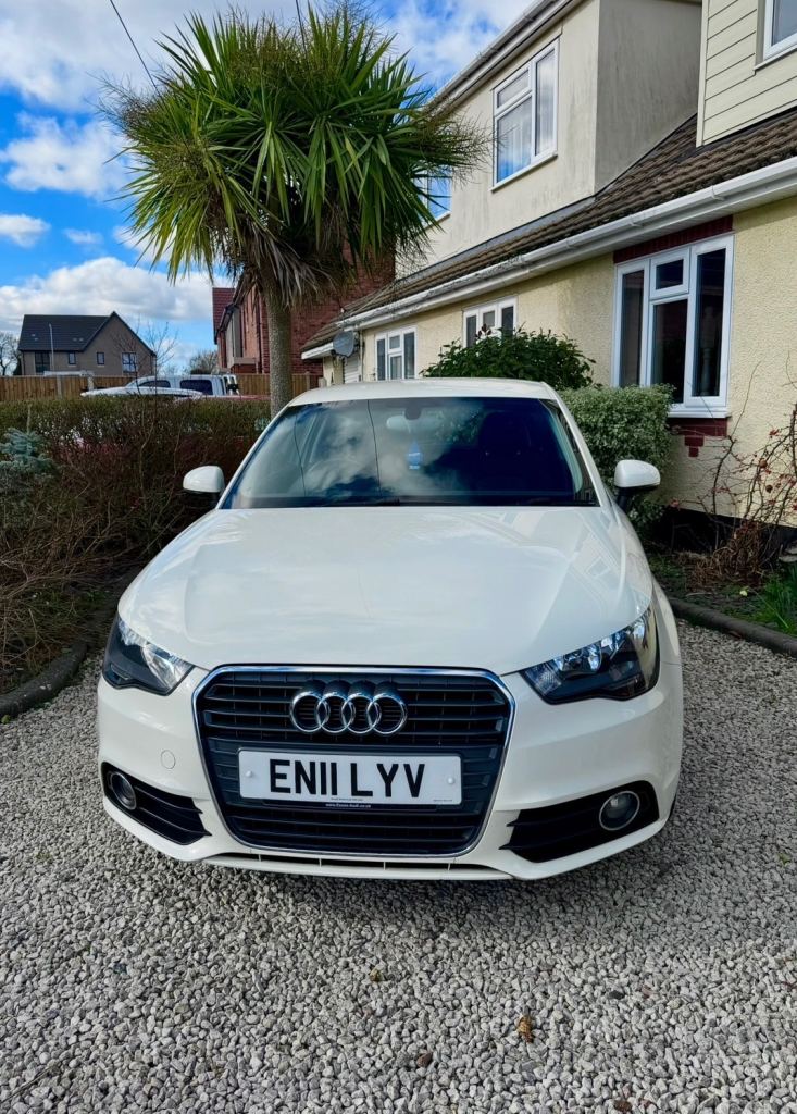 Audi, A1, Hatchback, 2011, Manual, 1390 (cc), 3 doors