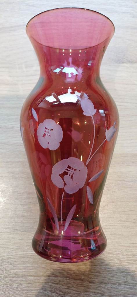 Chinese Bud vase