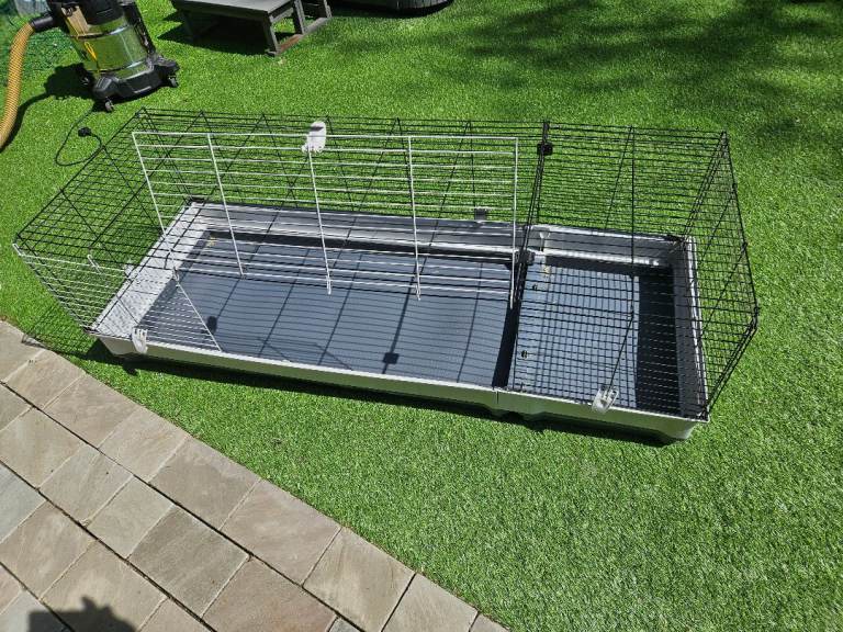 Large Rabbit/Guinea Pig Cage