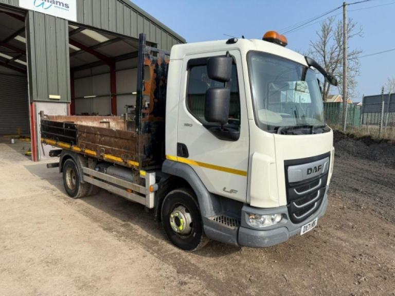 2021 (71) DAF LF 180 4x2 MANUAL GEARBOX STEEL BODY TIPPER