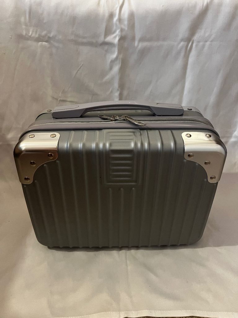 Travel bag and clutch 