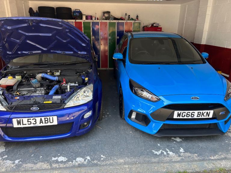 Ford, FOCUS RS, Hatchback, 2016, Manual, 2261 (cc), 5 doors