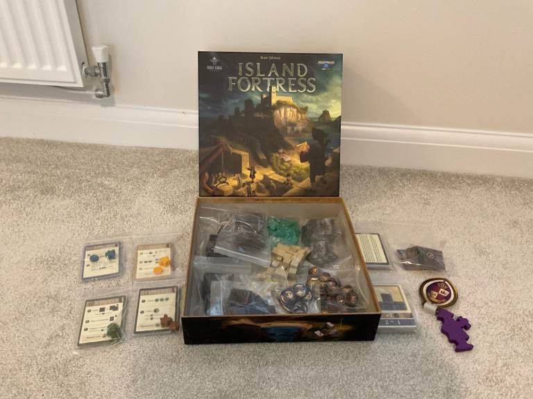 image for Board Game: Island Fortress (2013) 2-4 Players Age 13+ (Excellent Condition)