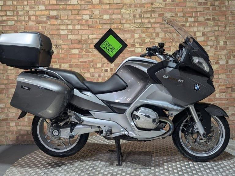 BMW R 1200 RT  MU 2013 - TOP BOX - SAT NAV - F.S.H. - LOVELY CONDITION.