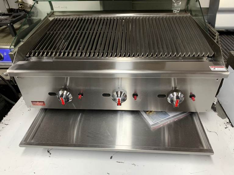 NEW QUALITY GAS CHAR STEAK BURGER PERI PERI CHICKEN GRILL CATERING COMMERCIAL KITCHEN SHOP