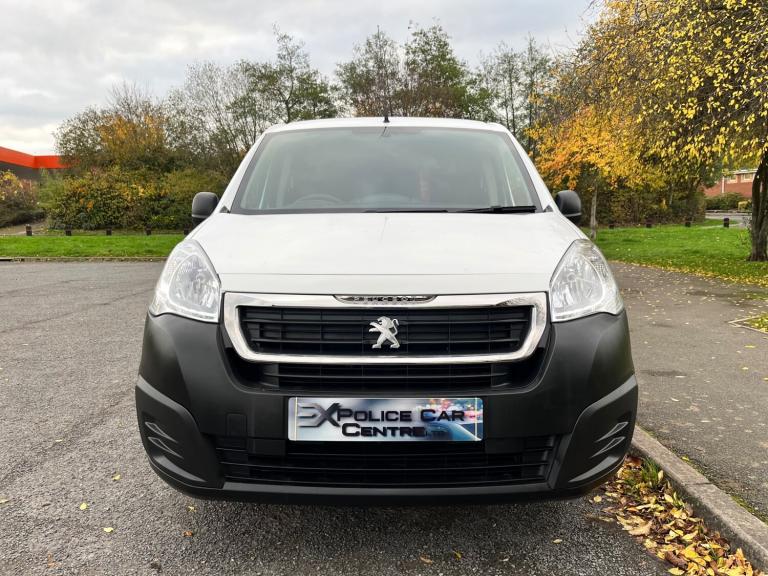 2018 68 PEUGEOT PARTNER 1.6 BLUEHDI 651 SE L1 H1 WHITE PANEL VAN 1 OWNER FSH