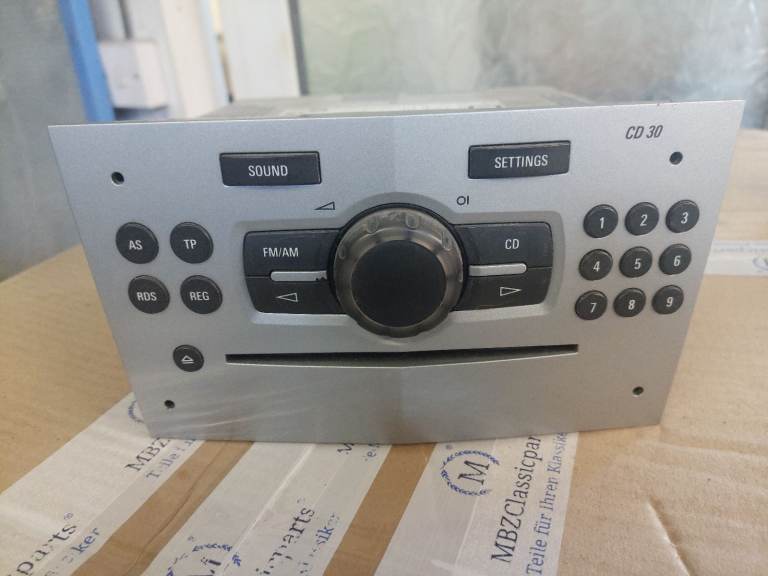 Vauxhall Corsa D radio CD unit