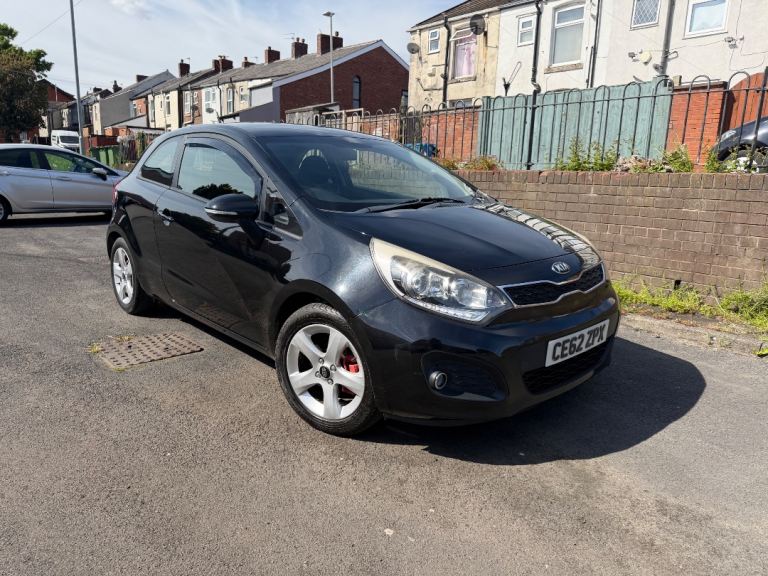 Kia, RIO, Hatchback, 2012, Manual, 1396 (cc), 3 doors