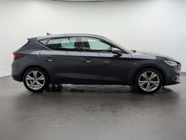 2021 SEAT Leon 1.0 TSI EVO FR Hatchback 5dr Petrol Manual Euro 6 (s/s) (110 ps) - APPLE CA HATCHB...