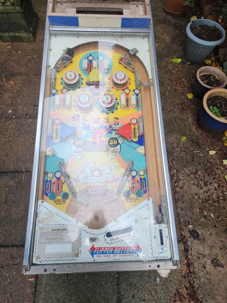 1964 Gottlieb BOWLING QUEEN pinball machine