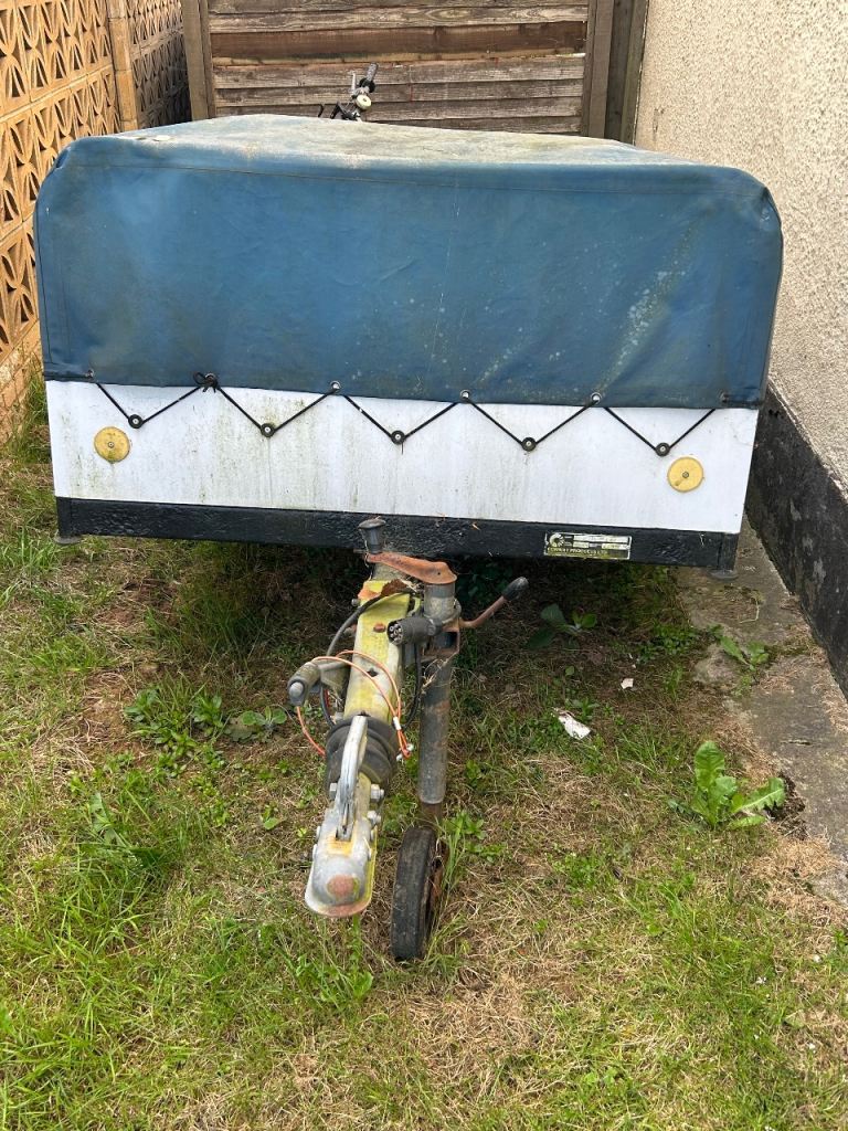 ****FREE FREE ** CONWAY CORNICHE DL TRAILER TENT,**READ DESCRIPTION ***