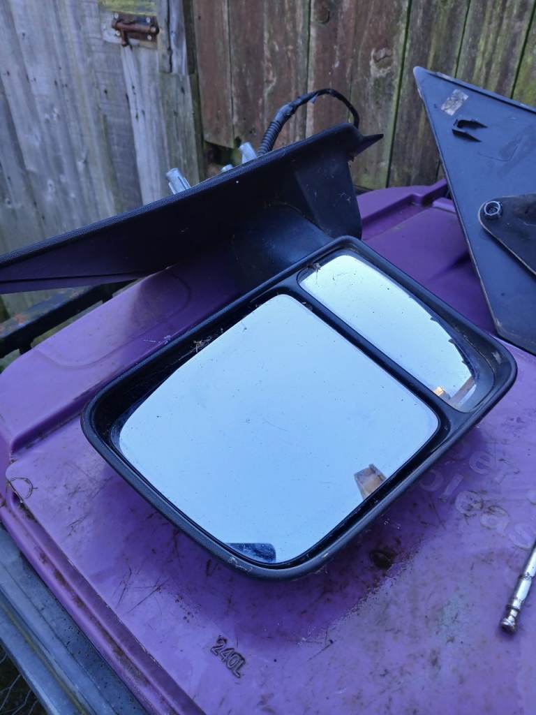 Ford connect electric door mirrors 