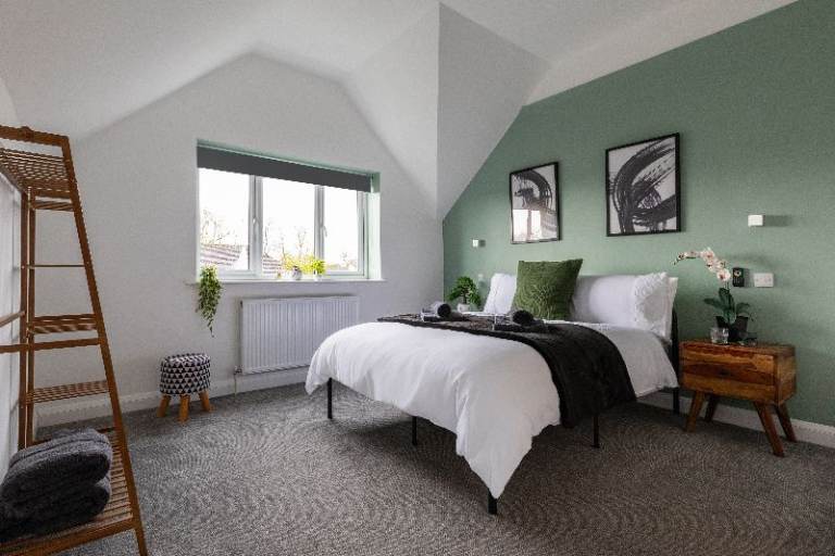 4 BR 3.5 BATH Contractor Hub / Parking & Wi-Fi / A24 A27 - Worthing