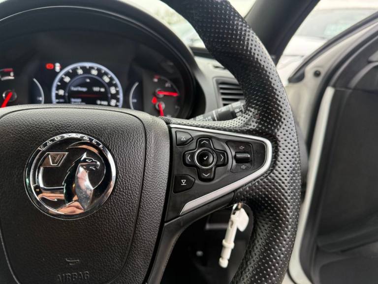 2016 Vauxhall Insignia 2.0 CDTi ecoFLEX SRi VX Line Nav Hatchback 5dr Diesel Manual Euro 6-Factor...