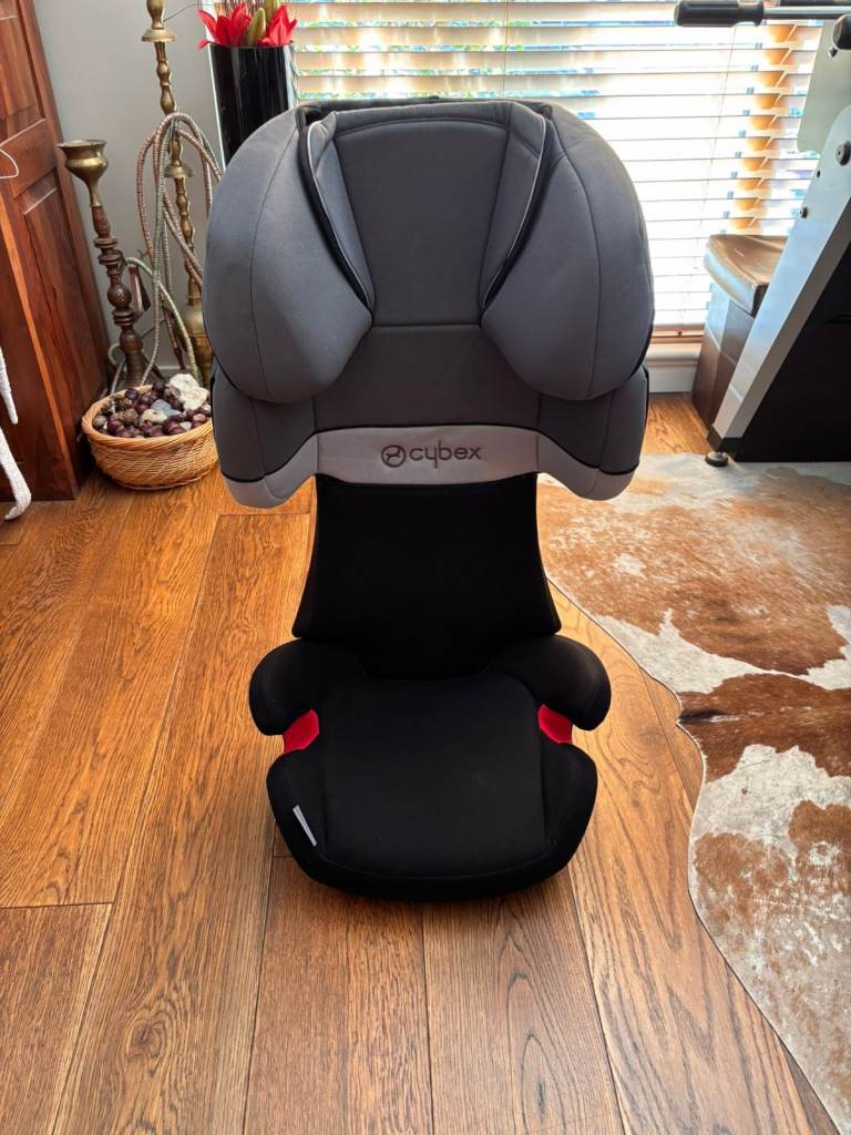 Cybex - Black and Grey Isofix Car Seat 15-36 Kg