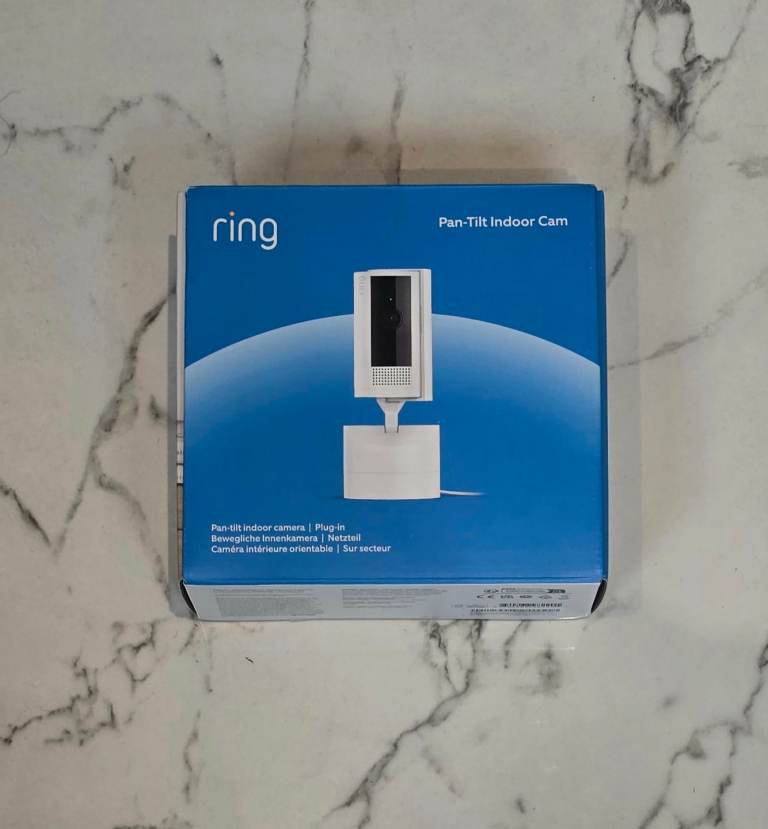 RING Pan-Tilt Indoor Camera in White HD Video & Colour Night Vision