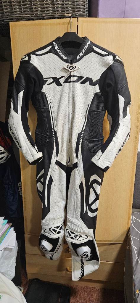 ixon vortex one piece motorcycle leather suit