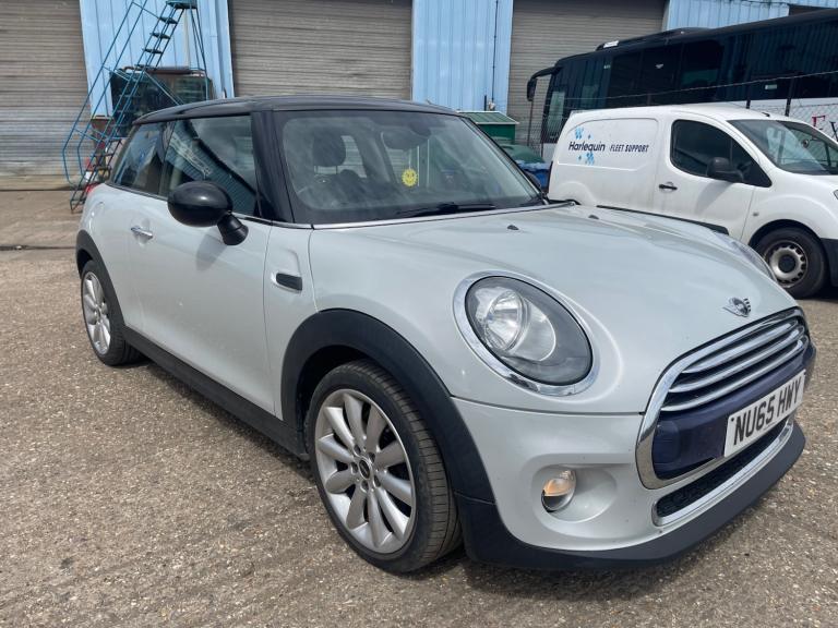 2015 MINI Hatch 1.5 Cooper 3dr HATCHBACK Petrol Manual