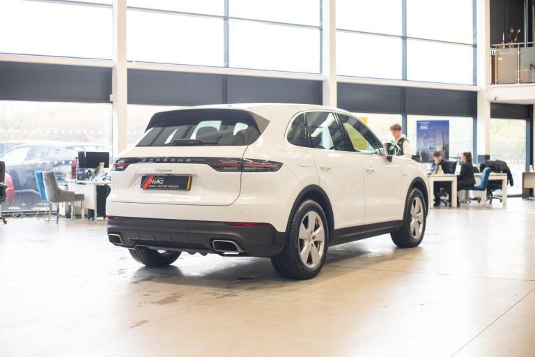 2021 Porsche Cayenne E-Hybrid 5dr Tiptronic S ESTATE PETROL/ELECTRIC Automatic