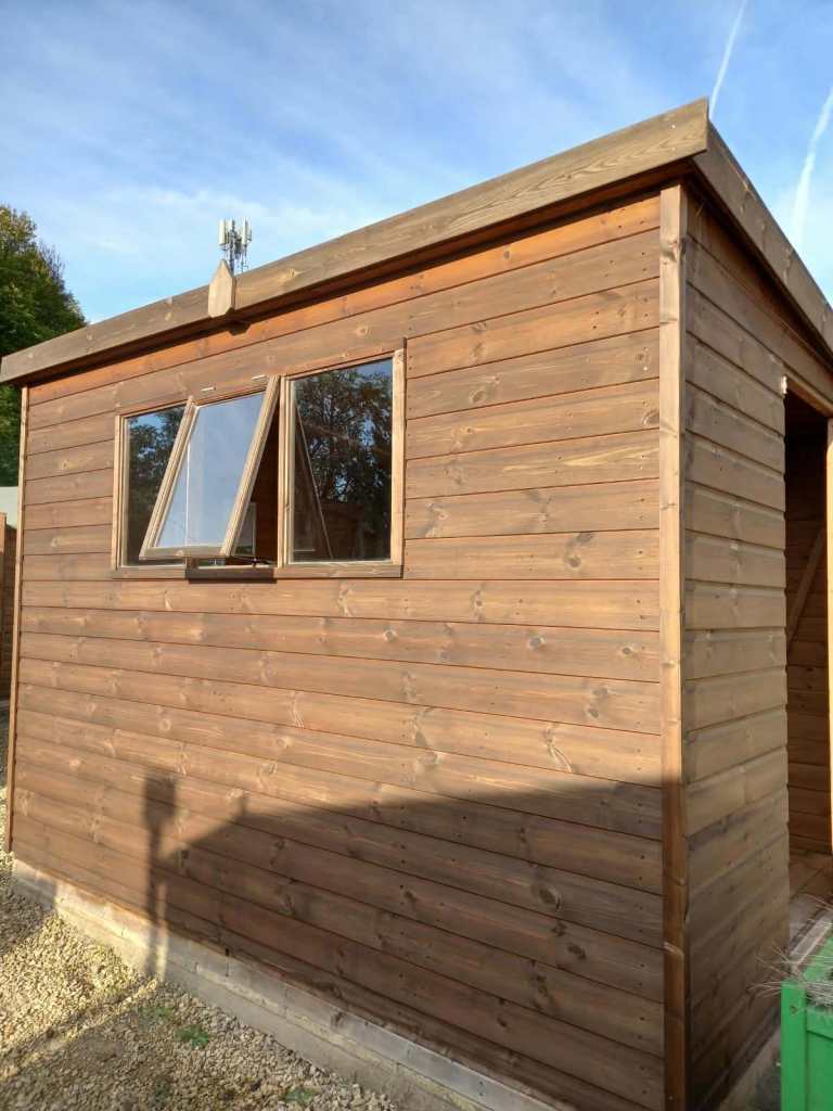 Ex display 10ft x 8ft heavy duty pent – Good Condition, £1,359.00 for Sale