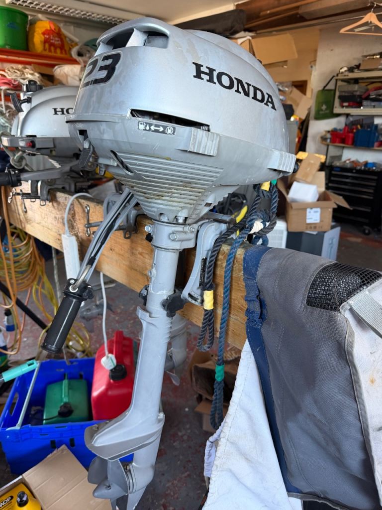 Honda 2.3 Outboard Engine – Good Condition