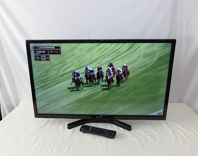 Panasonic 32 inch LED TV with Built-in Freeview HD
