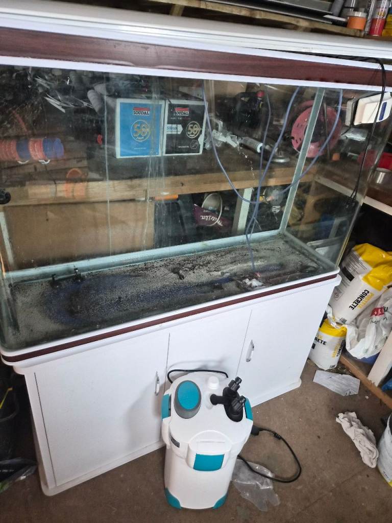 Fishtank with filter