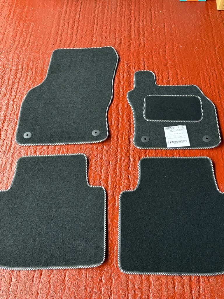 Skoda superb car mats 