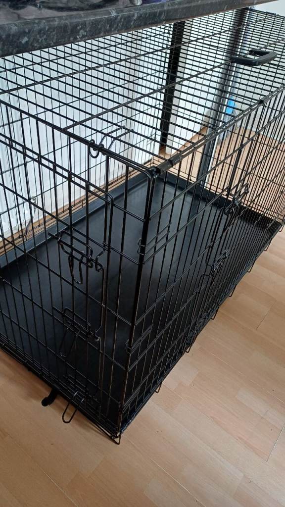 Dog crate