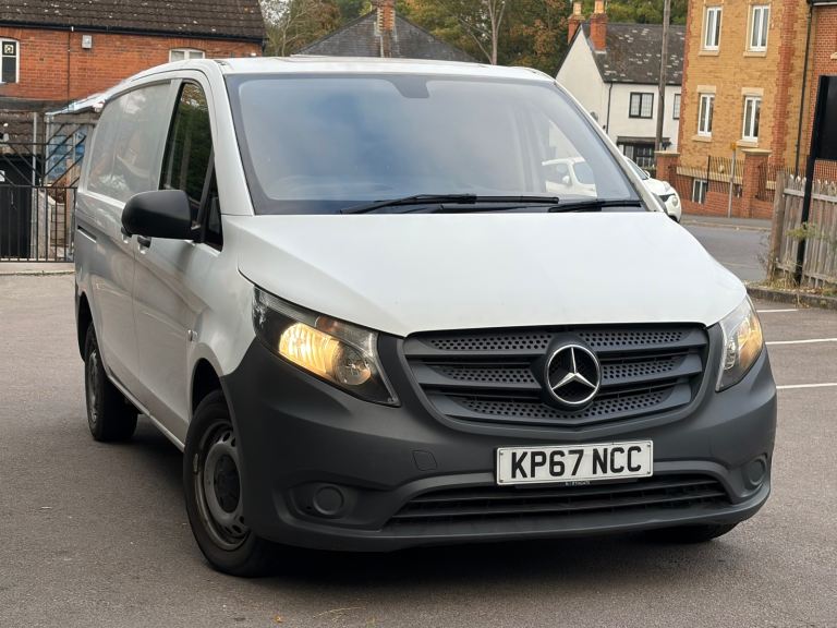 Mercedes-Benz, VITO, Panel Van, 2017, Manual, 1598 (cc)