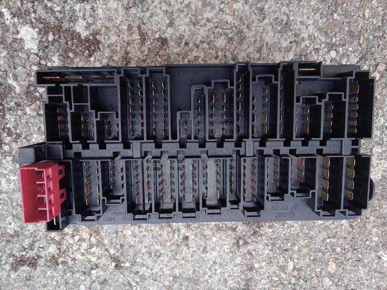 Vw polo 1.9 diesel 1997 parts for sale.