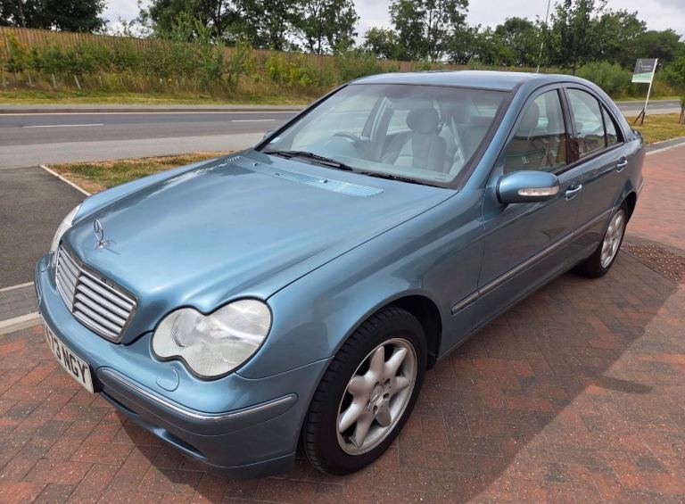 Mercedes-Benz, C CLASS, Saloon,ULEZ, 26000 Genuine low miles,  2001, Semi-Auto, 2597 (cc), 4 doors