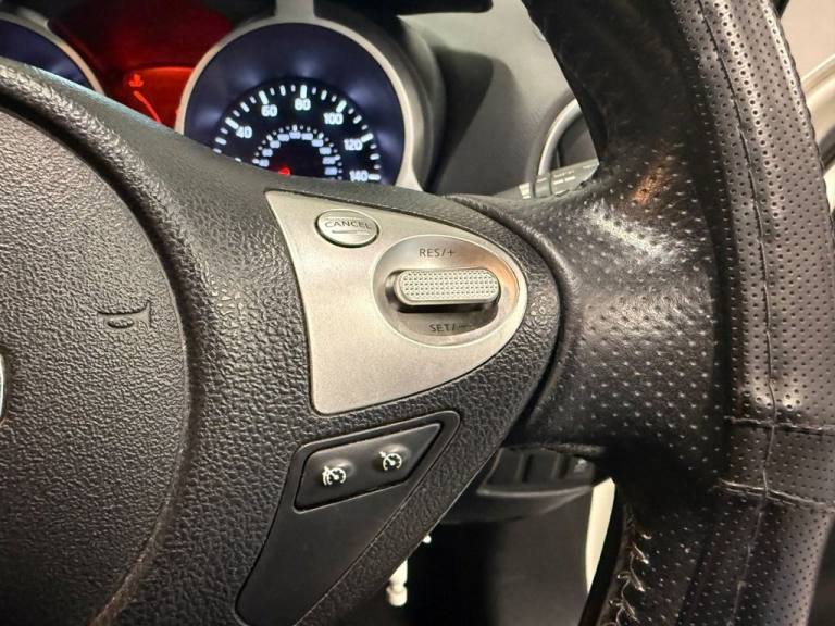 2013 Nissan Juke 1.6 Acenta 5dr HATCHBACK PETROL Manual