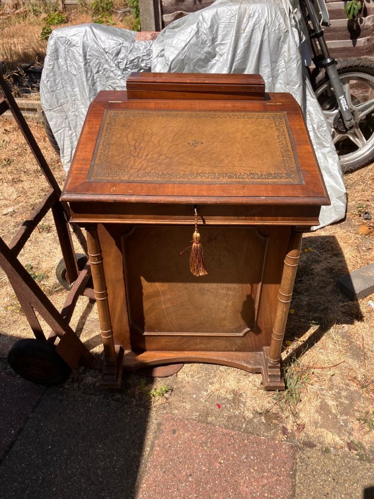 Late Victorian Davenport desk 
