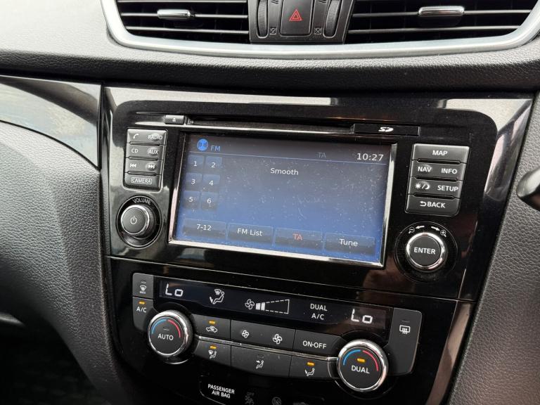 ** GREAT VALUE ** 2018 (68) Nissan Qashqai 1.5 dCi Acenta Premium 5 dr hatchback