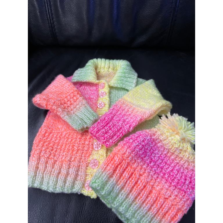 hand knitted cardigan and hat size 0-3 mths