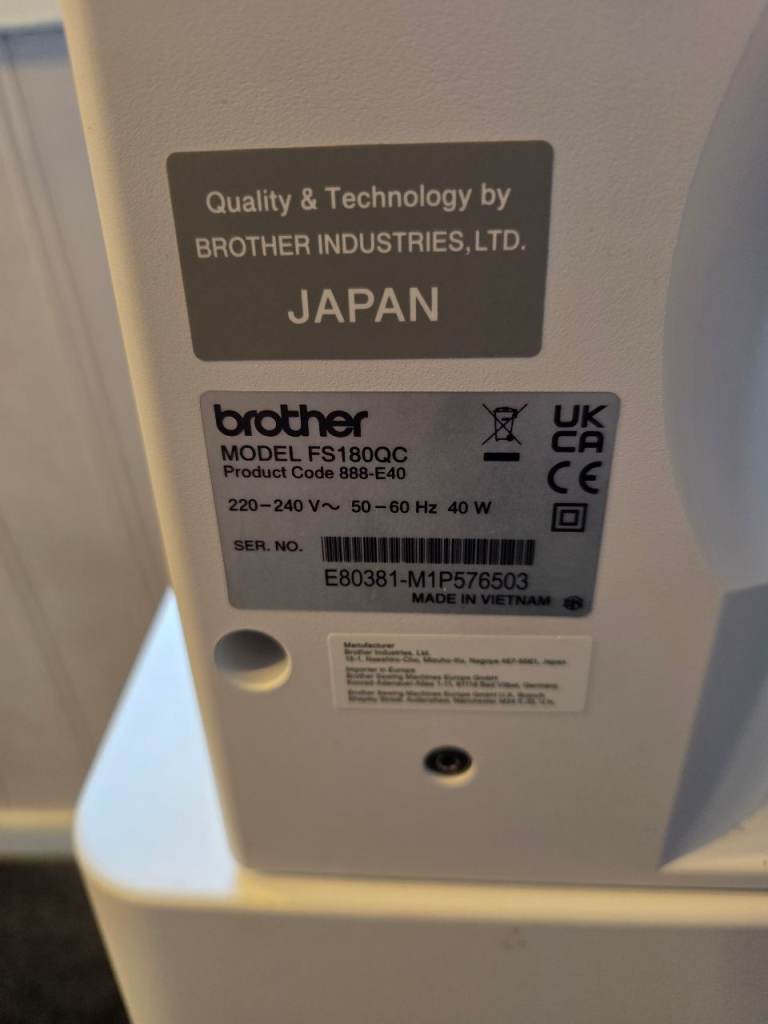 Brother FS180QC White Sewing Machine - Like New, With Accessories