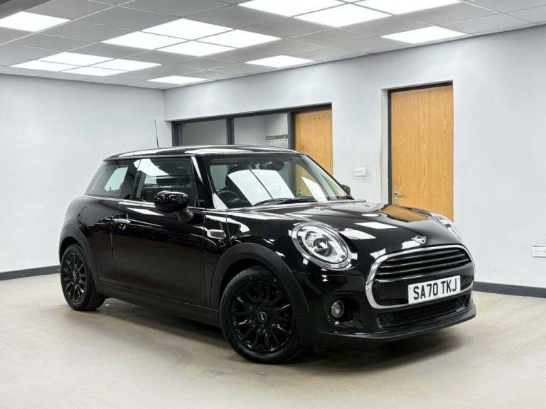 2020 70 MINI HATCH 1.5 COOPER CLASSIC HATCHBACK 3DR PETROL MANUAL EURO 6 (S/S) (