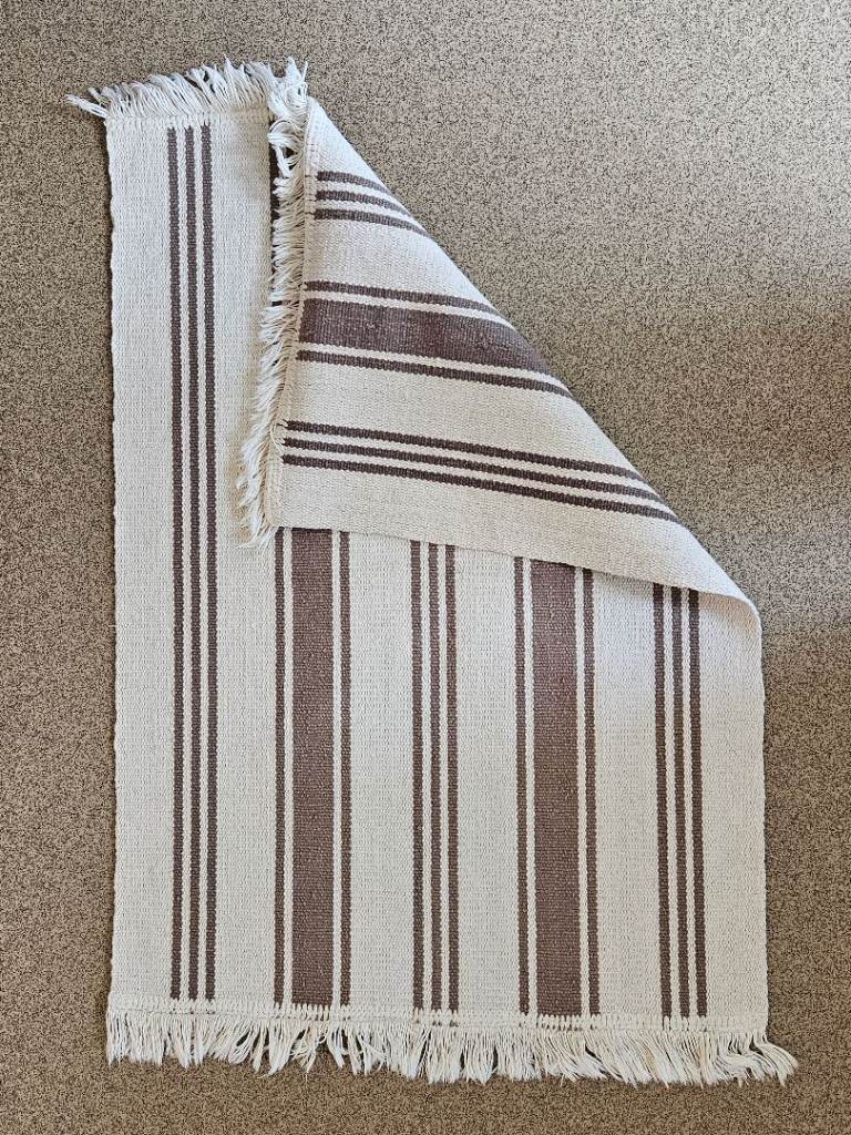 Small Ikea cotton rug £5