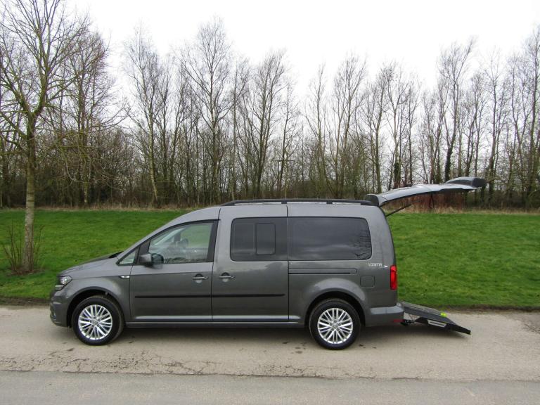 2021 Volkswagen Caddy Maxi Life C20 2.0 TDI *ALLIED* Wheelchair Accessible Vehicle WAV MPV Diesel...