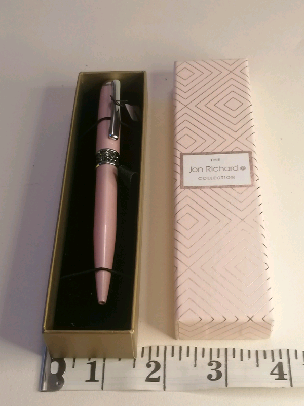 Pink colour women's pen. New. 