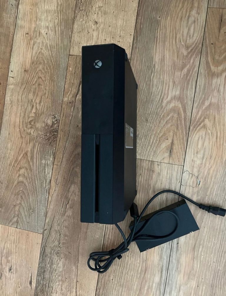 Xbox one console 