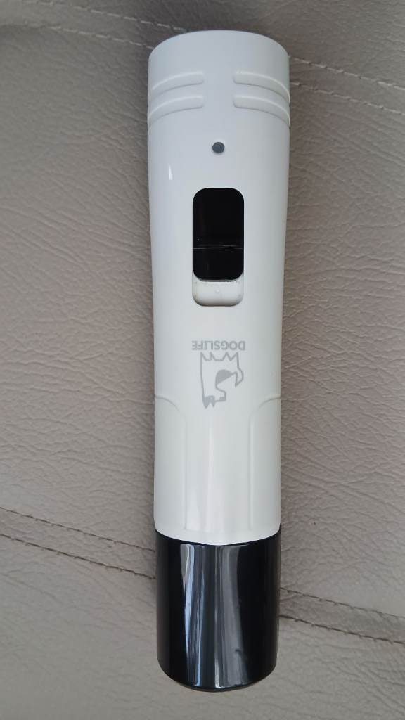 Dog nail trimmer