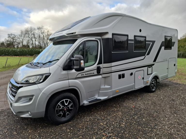 Adria Coral Supreme 670DC. 2021. A great alternative to buying new.